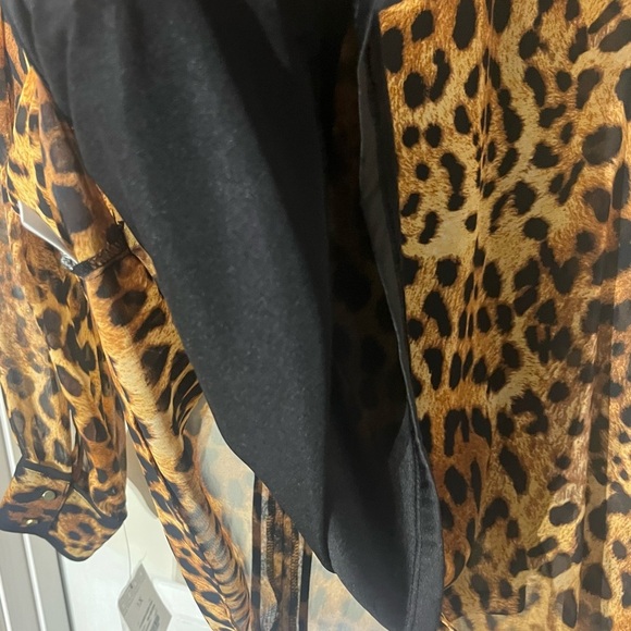 NWT Liz Claiborne Signature Women Animal Print Sheer caree Blouse 1X Plus Size - Picture 5 of 8